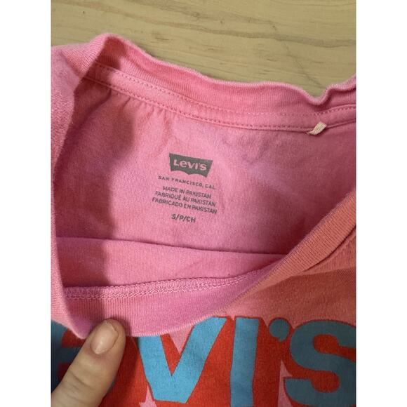 Lot of 4 Women's Junior's Short Sleeve Shirts. Levi’s, Forever 21. Size Small - Picture 3 of 10